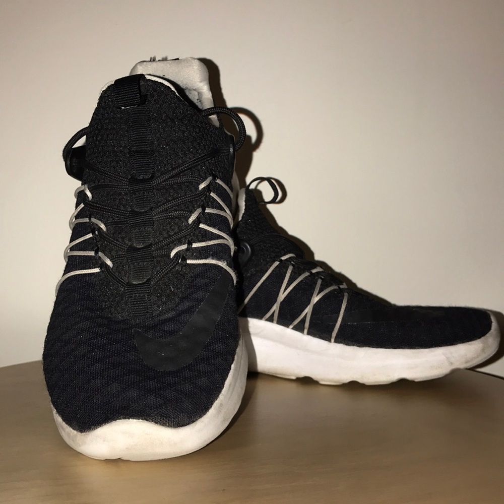Nike Black Size 6 Gymshoes